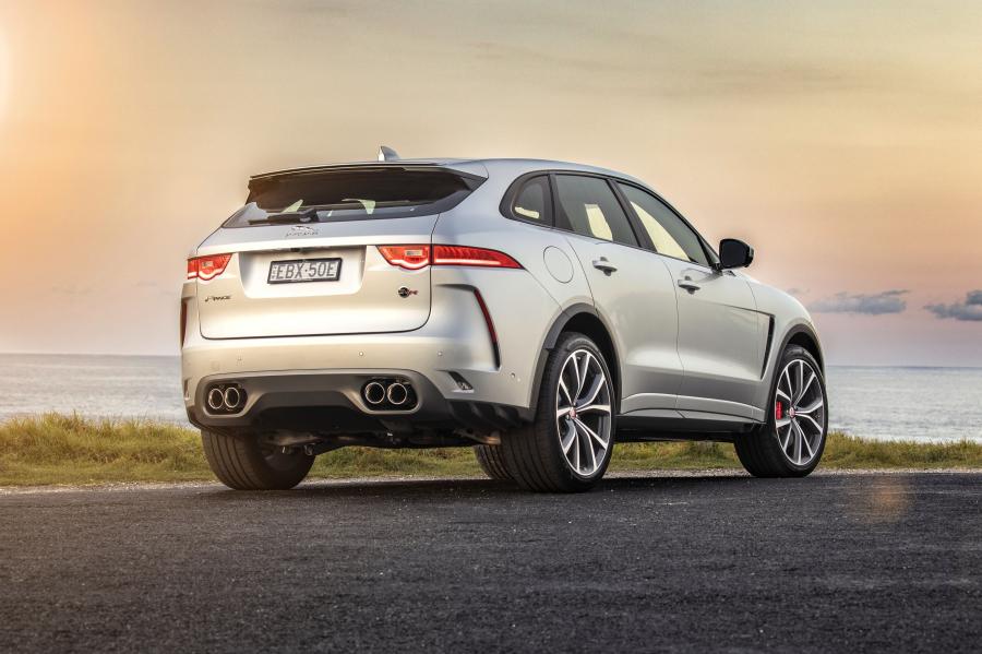 Jaguar F-Pace SVR 2019 года  (AU) (фото 29 из 40)